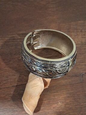 Gold-Tone Ornate Hinged Bracelet